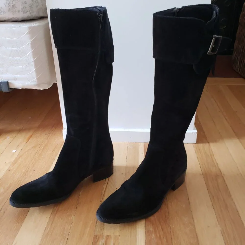 Barneys NY Women's Tall Black Suede Boots Buckle Size 7 - Picture 3 of 13